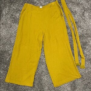 Women's Mustard/Green Wide-Leg linen style cropped pants w/ tie and pockets, M